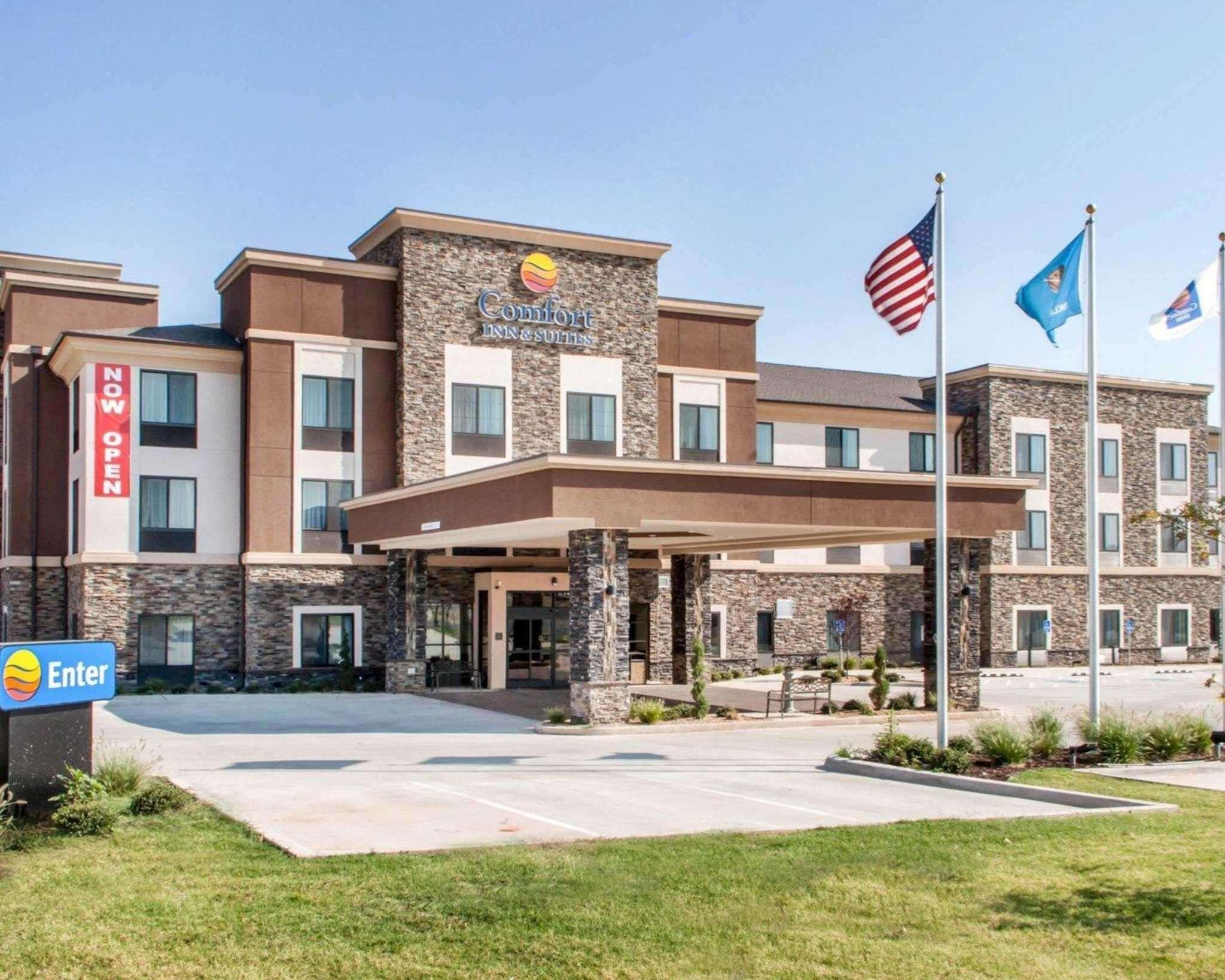 Comfort Inn & Suites Woodward Exterior photo